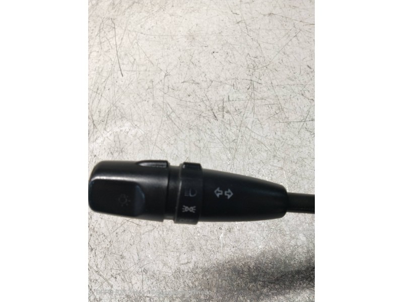 Recambio de mando luces para kia carnival ii 2.9 cdri ex referencia OEM IAM   
