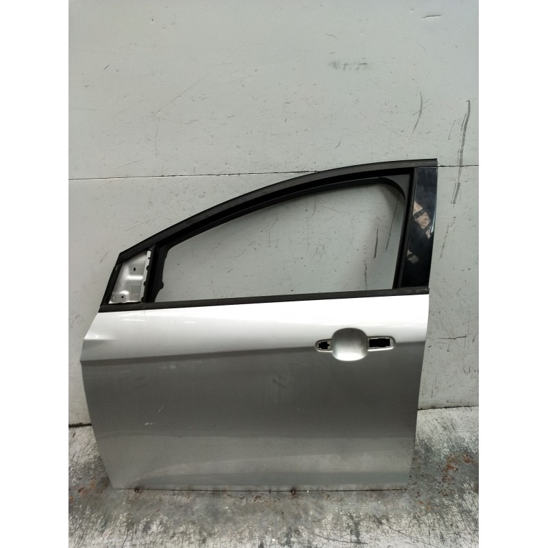 Recambio de puerta delantera izquierda para ford focus iii turnier 1.6 tdci referencia OEM IAM  5P 2011