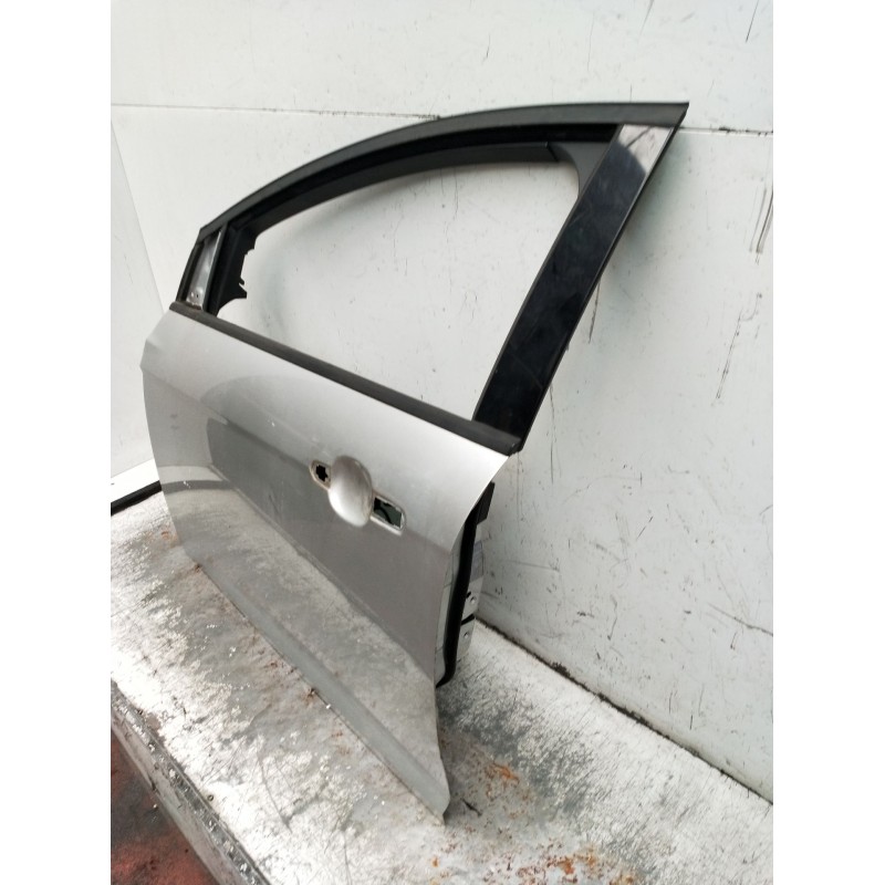 Recambio de puerta delantera izquierda para ford focus iii turnier 1.6 tdci referencia OEM IAM  5P 2011