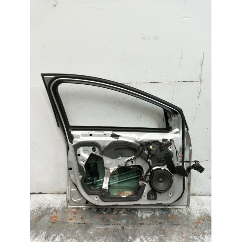 Recambio de puerta delantera izquierda para ford focus iii turnier 1.6 tdci referencia OEM IAM  5P 2011