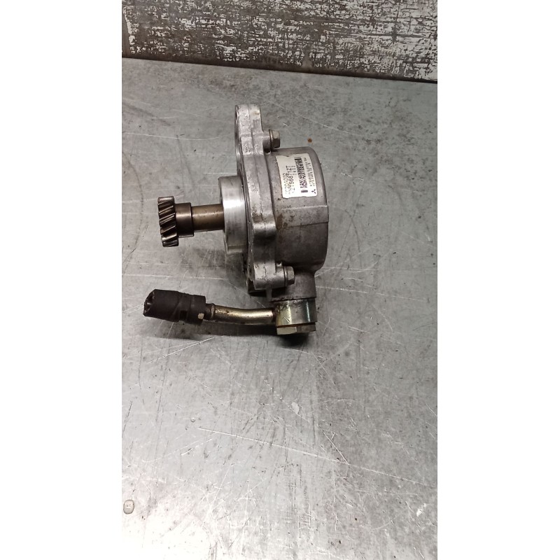 Recambio de depresor freno / bomba vacio para mitsubishi l200 / triton (ka_t, kb_t) 2.5 di-d 4wd (kb4t) referencia OEM IAM 2020A