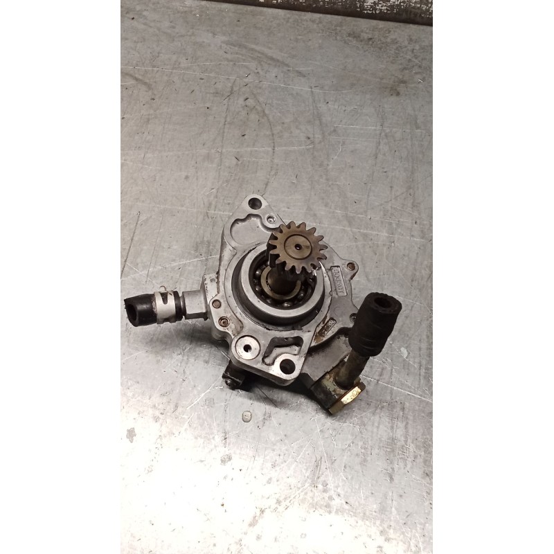 Recambio de depresor freno / bomba vacio para mitsubishi l200 / triton (ka_t, kb_t) 2.5 di-d 4wd (kb4t) referencia OEM IAM 2020A