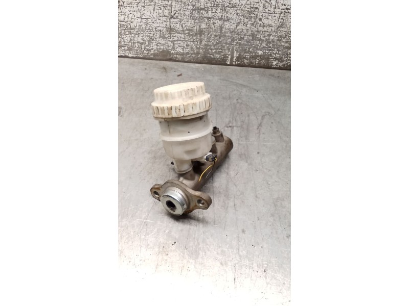 Recambio de bomba freno para mitsubishi l200 / triton (ka_t, kb_t) 2.5 di-d 4wd (kb4t) referencia OEM IAM   05