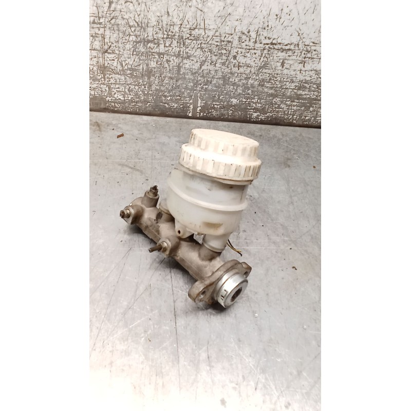 Recambio de bomba freno para mitsubishi l200 / triton (ka_t, kb_t) 2.5 di-d 4wd (kb4t) referencia OEM IAM   05