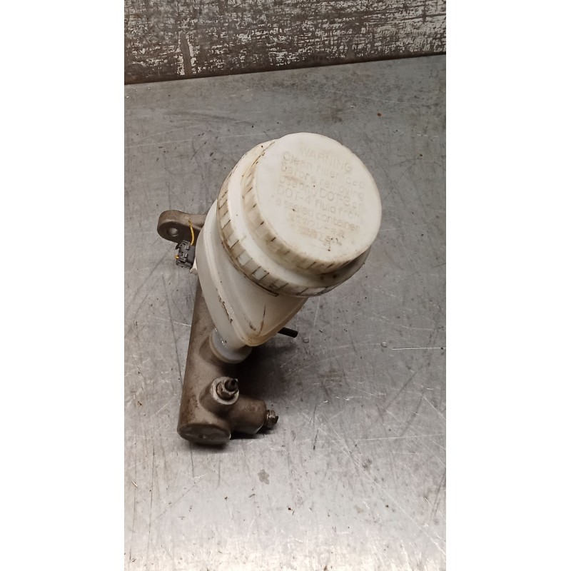 Recambio de bomba freno para mitsubishi l200 / triton (ka_t, kb_t) 2.5 di-d 4wd (kb4t) referencia OEM IAM   05
