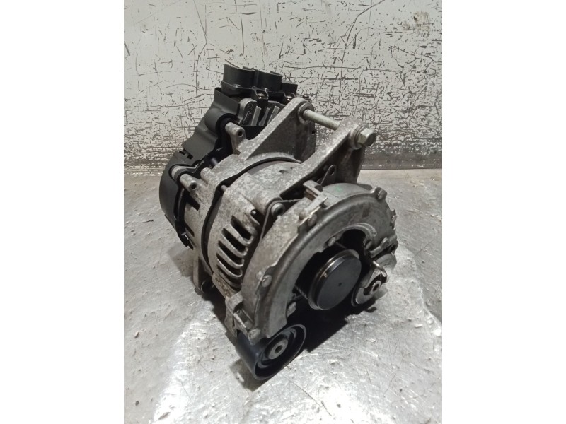 Recambio de alternador para hyundai tucson (tl, tle) 1.6 crdi referencia OEM IAM   