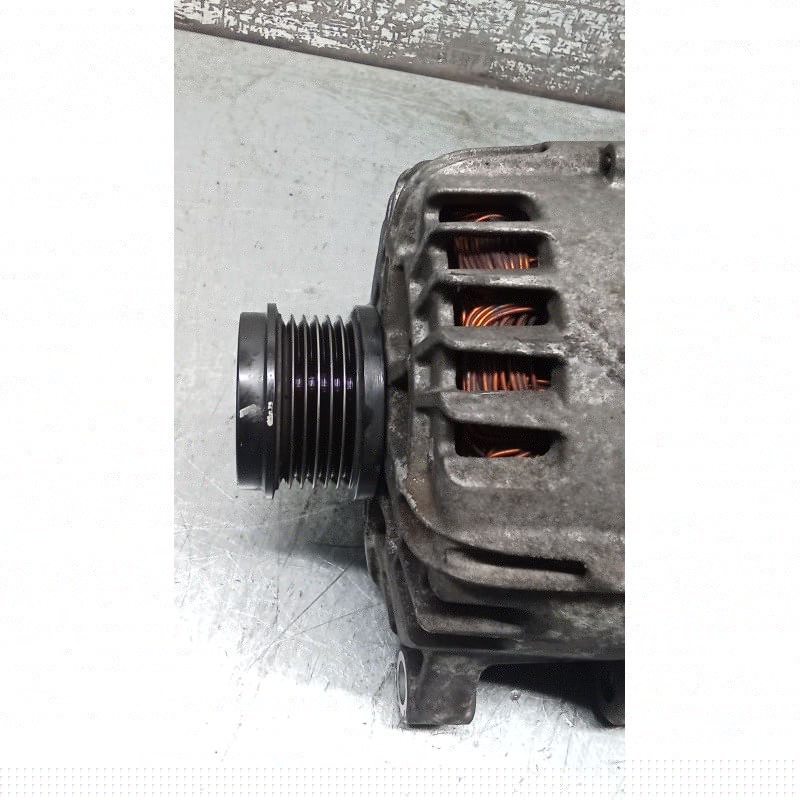 Recambio de alternador para ford focus iii turnier 1.6 tdci referencia OEM IAM AV6N10300GC 2612673B 30659390 150A 11