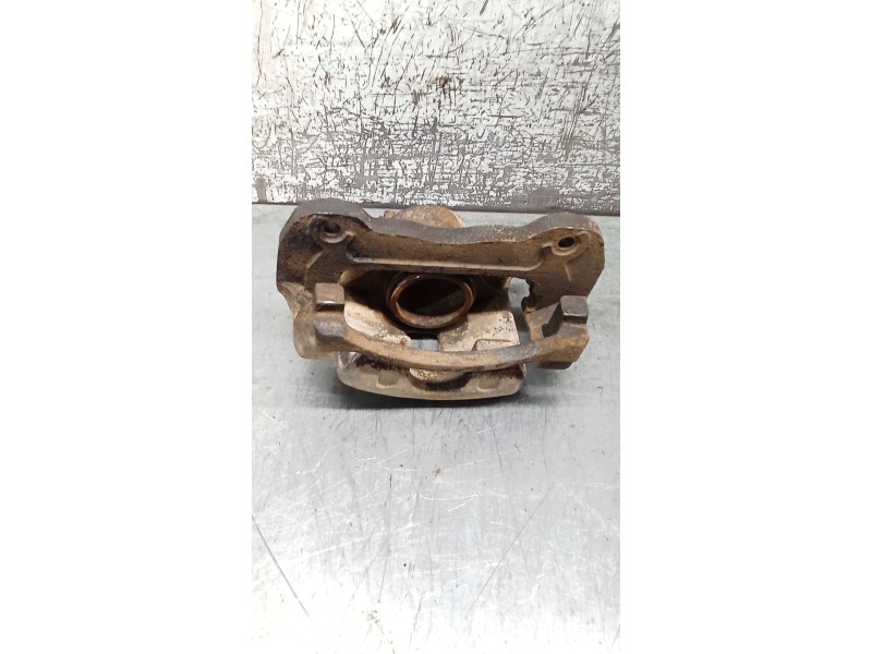 Recambio de pinza freno delantera derecha para mitsubishi l200 / triton (ka_t, kb_t) 2.5 di-d 4wd (kb4t) referencia OEM IAM  TOK