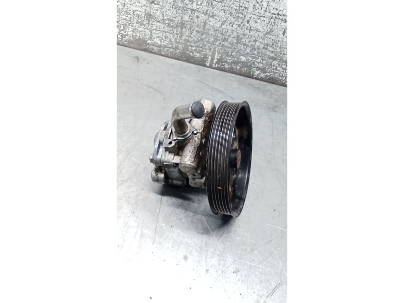 Recambio de bomba direccion para mitsubishi l200 / triton (ka_t, kb_t) 2.5 di-d 4wd (kb4t) referencia OEM IAM   05