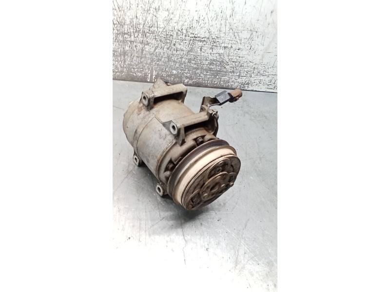 Recambio de compresor aire acondicionado para mitsubishi l200 / triton (ka_t, kb_t) 2.5 di-d 4wd (kb4t) referencia OEM IAM MN123