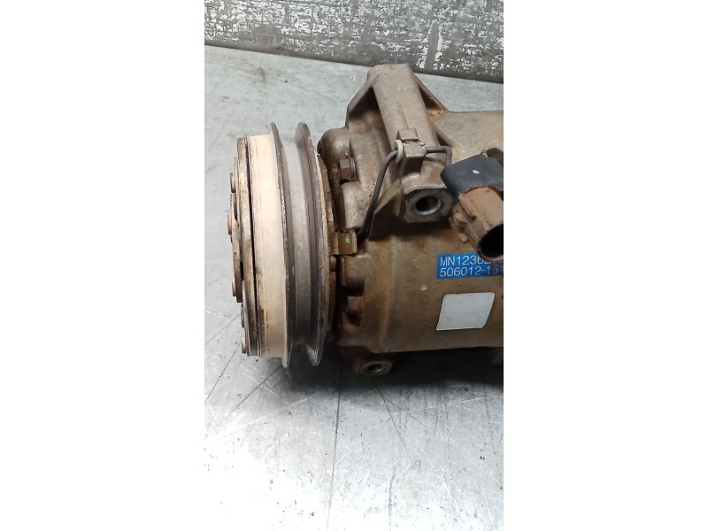Recambio de compresor aire acondicionado para mitsubishi l200 / triton (ka_t, kb_t) 2.5 di-d 4wd (kb4t) referencia OEM IAM MN123