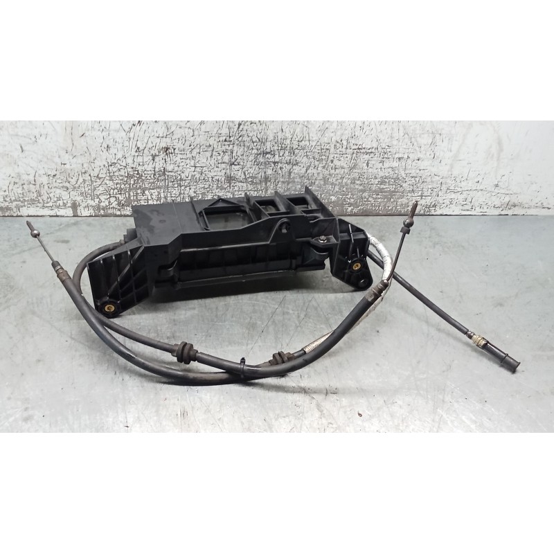 Recambio de freno de mano electrico para renault grand scénic ii (jm0/1_) 1.5 dci (jm1e) referencia OEM IAM 8200734628  