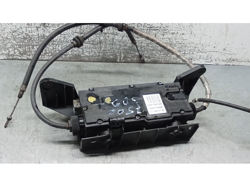 Recambio de freno de mano electrico para renault grand scénic ii (jm0/1_) 1.5 dci (jm1e) referencia OEM IAM 8200734628  