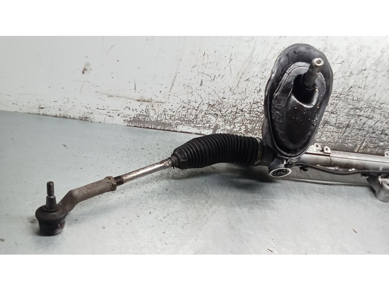 Recambio de cremallera direccion para ford focus iii turnier 1.6 tdci referencia OEM IAM BV6C3D070 41515587D ELECTRICA
