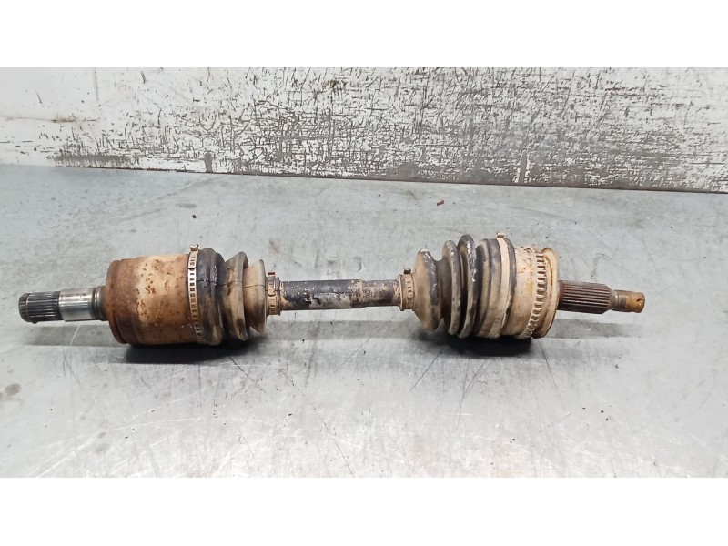 Recambio de transmision delantera izquierda para mitsubishi l200 / triton (ka_t, kb_t) 2.5 di-d 4wd (kb4t) referencia OEM IAM   