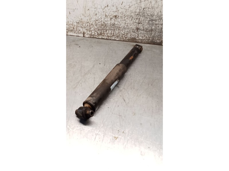 Recambio de amortiguador trasero derecho para ford focus iii turnier 1.6 tdci referencia OEM IAM   11