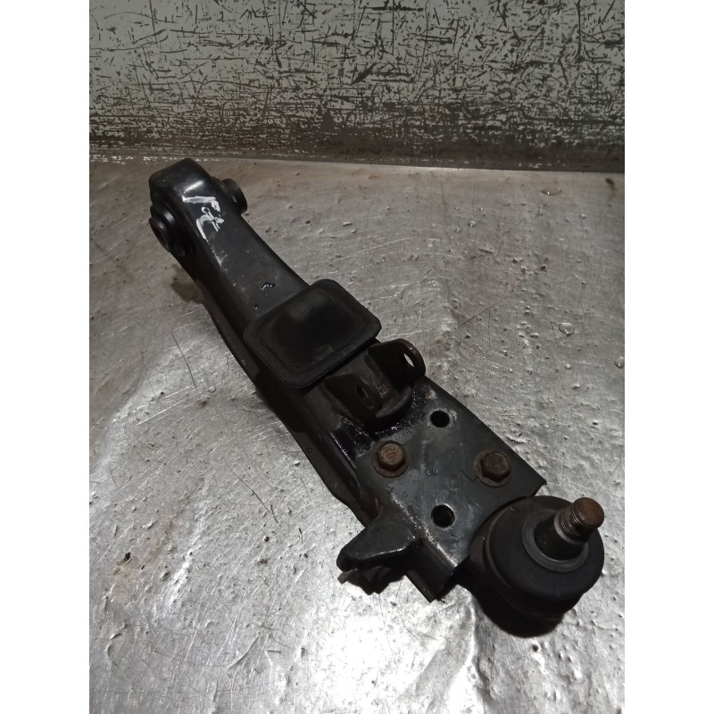Recambio de brazo suspension inferior delantero izquierdo para hyundai h-1 furgoneta (a1) 2.5 crdi referencia OEM IAM   