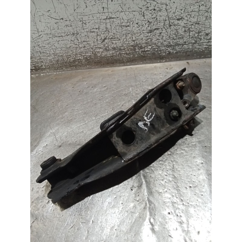 Recambio de brazo suspension inferior delantero derecho para hyundai h-1 furgoneta (a1) 2.5 crdi referencia OEM IAM   