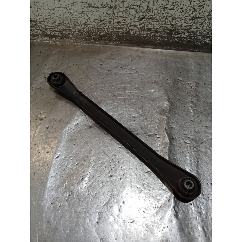 Recambio de brazo suspension inferior trasero izquierdo para peugeot 407 (6d_) 2.0 hdi 135 (6drhrh, 6drhre, 6drhrg, 6drhrj) refe