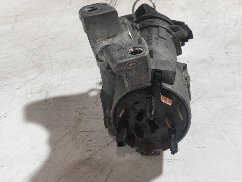 Recambio de conmutador de arranque para volkswagen fox (5z1) básico referencia OEM IAM 4B0905851  