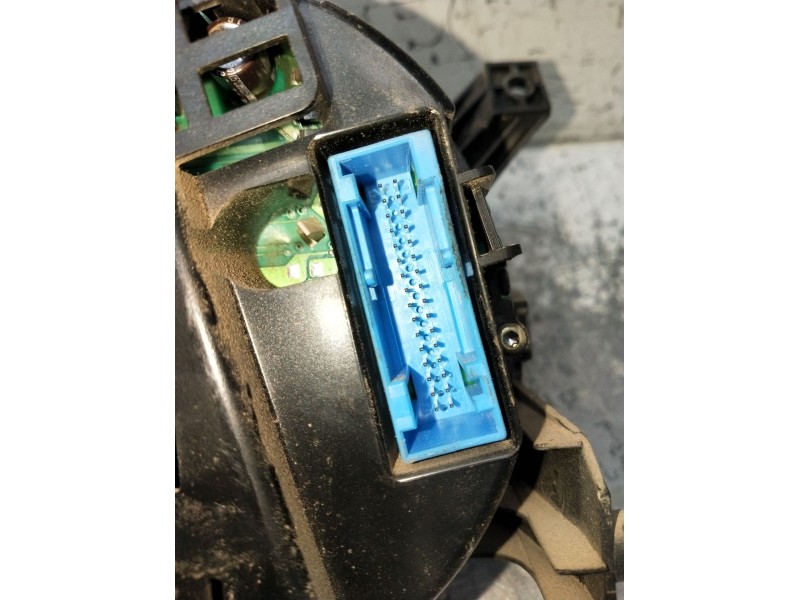 Recambio de cuadro instrumentos para volkswagen transporter t4 furgoneta (70a, 70h, 7da, 7dh, 70j) 2.5 tdi referencia OEM IAM 7D