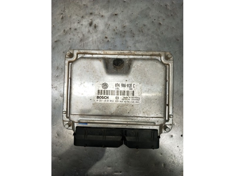 Recambio de centralita motor uce para volkswagen transporter t4 furgoneta (70a, 70h, 7da, 7dh, 70j) 2.5 tdi referencia OEM IAM 0
