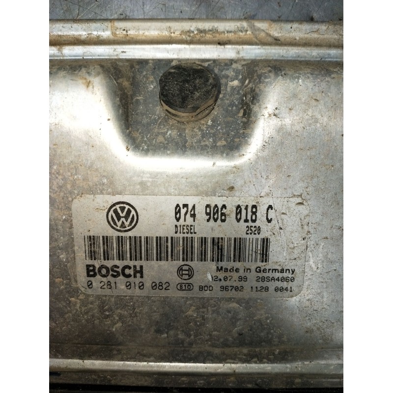 Recambio de centralita motor uce para volkswagen transporter t4 furgoneta (70a, 70h, 7da, 7dh, 70j) 2.5 tdi referencia OEM IAM 0