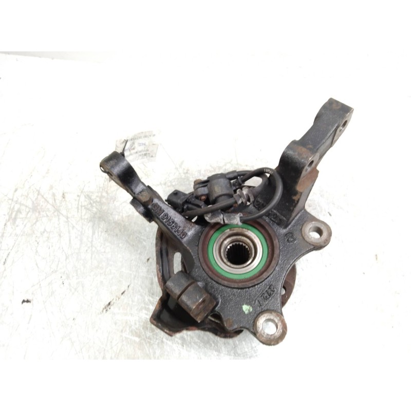 Recambio de mangueta delantera izquierda para opel corsa c 1.0 12v cat (z 10 xe / lw3) referencia OEM IAM   