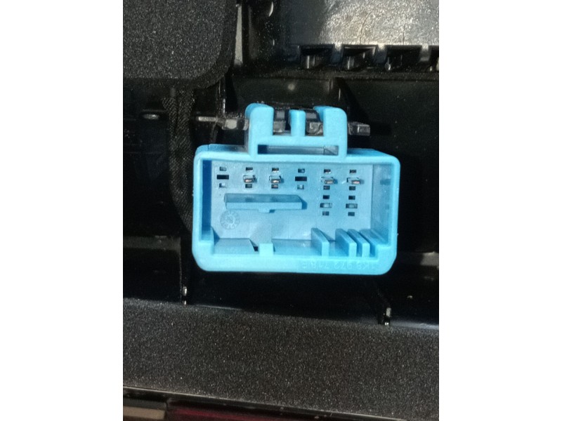 Recambio de piloto trasero derecho interior para volkswagen t-roc (a11, d11) 2.0 tdi scr referencia OEM IAM 2GA945094B RE2892000