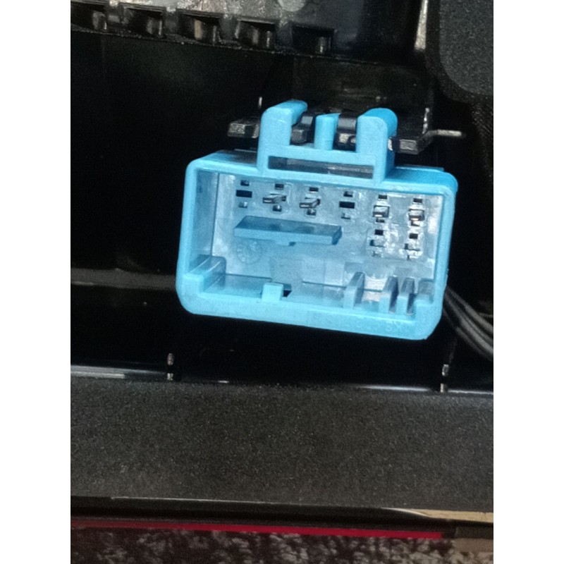 Recambio de piloto trasero izquierdo interior para volkswagen t-roc (a11, d11) 2.0 tdi scr referencia OEM IAM 2GA945093B RE28920