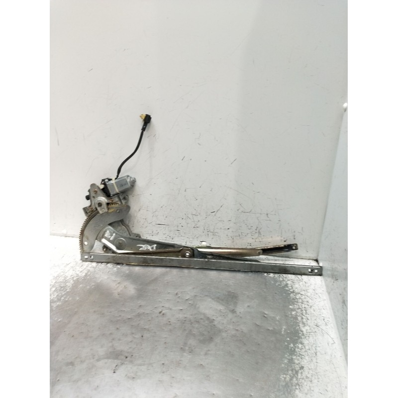 Recambio de elevalunas delantero derecho para kia carnival ii (gq) 2.9 crdi referencia OEM IAM 0K5525956Y 5P 2001