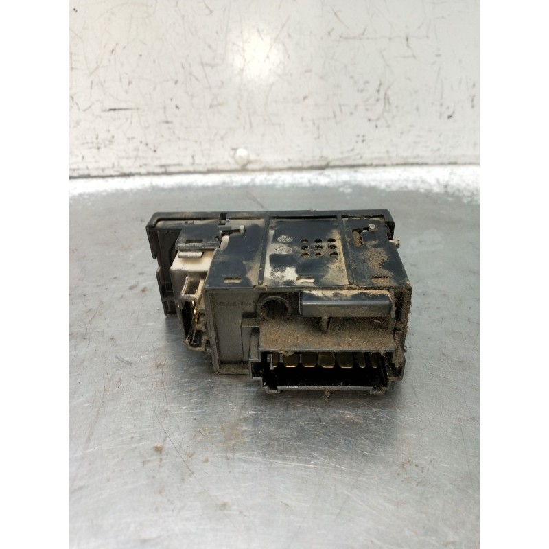 Recambio de mando luces para volkswagen transporter t4 furgoneta (70a, 70h, 7da, 7dh, 70j) 2.5 tdi referencia OEM IAM   1990