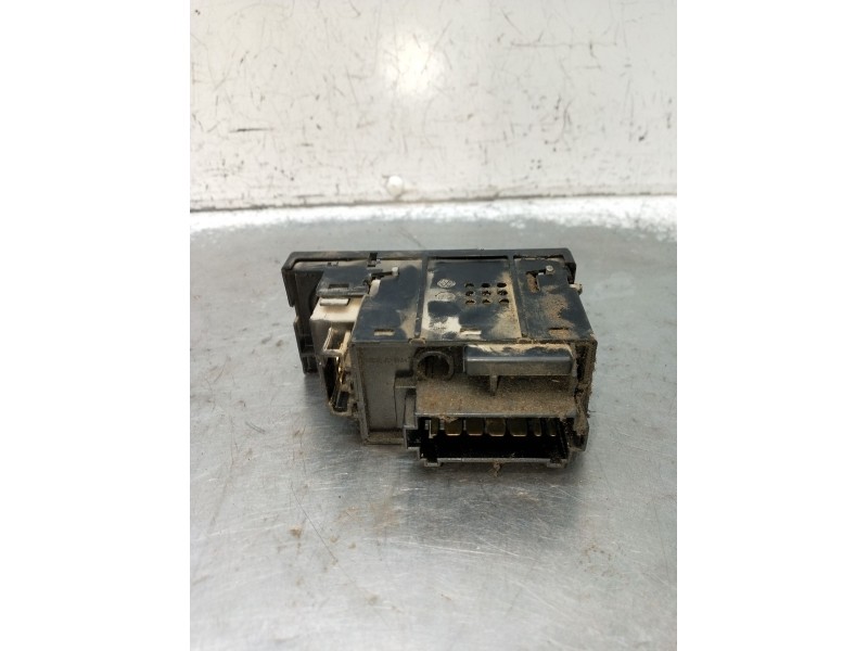 Recambio de mando luces para volkswagen transporter t4 furgoneta (70a, 70h, 7da, 7dh, 70j) 2.5 tdi referencia OEM IAM   1990