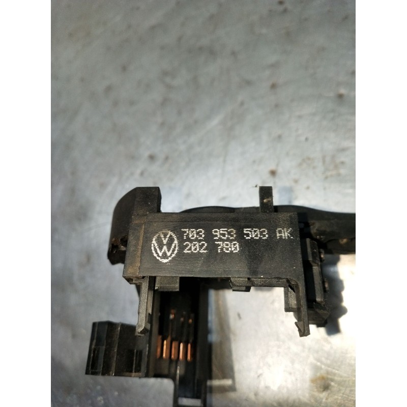Recambio de mando luces para volkswagen transporter t4 furgoneta (70a, 70h, 7da, 7dh, 70j) 2.5 tdi referencia OEM IAM 703953503A