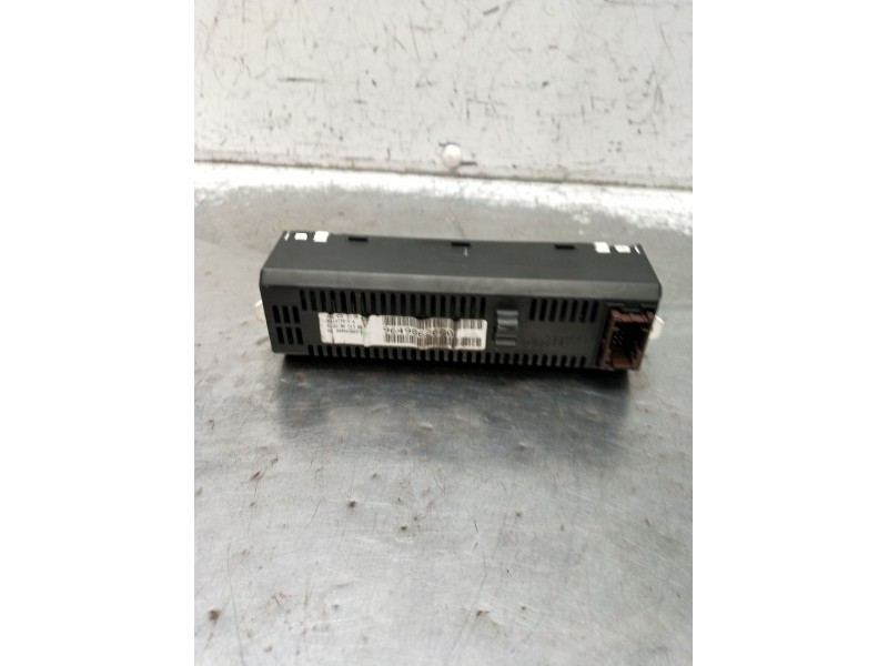 Recambio de pantalla multifuncion para peugeot 307 (3a/c) 1.6 16v referencia OEM IAM 9649862680  2005