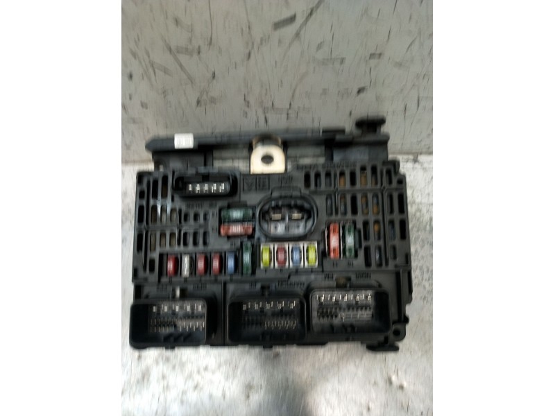 Recambio de caja reles / fusibles para peugeot 307 (3a/c) 1.6 16v referencia OEM IAM 9657718780 BSML0600 2005