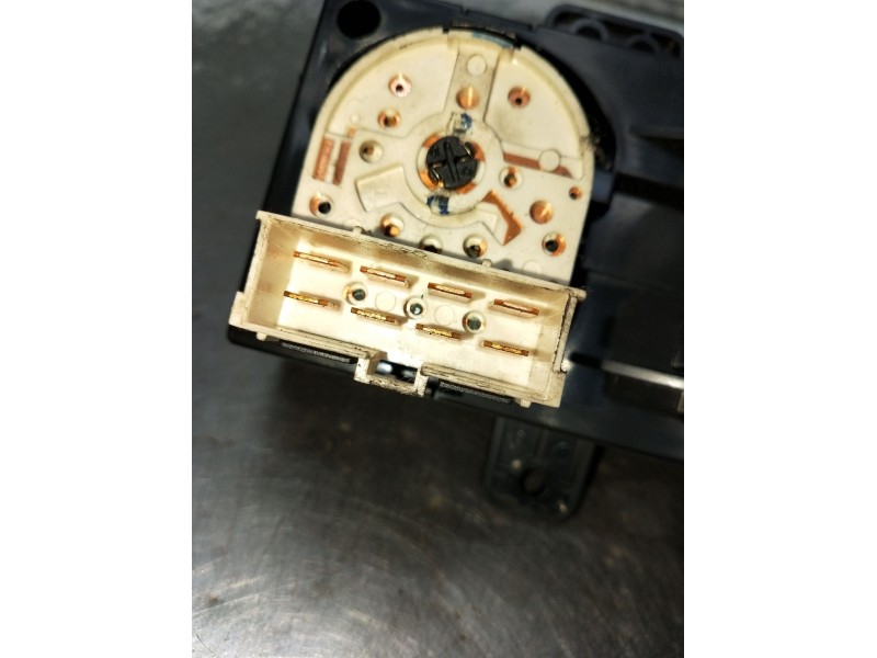 Recambio de mando calefaccion / aire acondicionado para kia carnival ii (gq) 2.9 crdi referencia OEM IAM 0K53B61190D 9432400047M