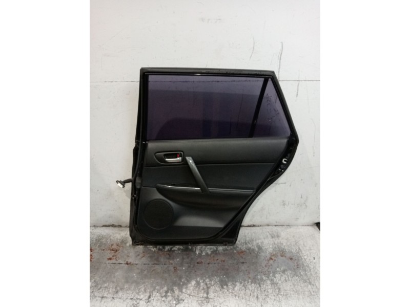 Recambio de puerta trasera derecha para mazda 6 station wagon (gy) 2.0 (gyew) referencia OEM IAM  5P RANCHERA