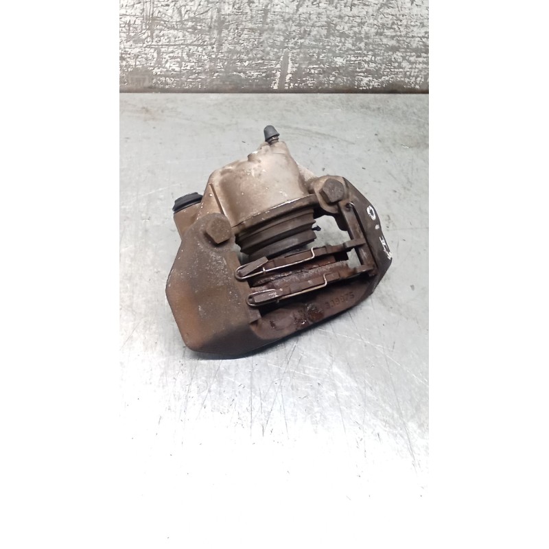Recambio de pinza freno delantera izquierda para citroën saxo (s0, s1) 1.4 vts referencia OEM IAM 329435 BENDIX 99