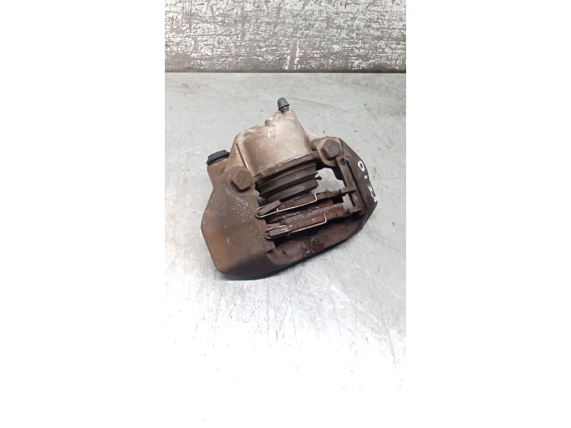 Recambio de pinza freno delantera izquierda para citroën saxo (s0, s1) 1.4 vts referencia OEM IAM 329435 BENDIX 99