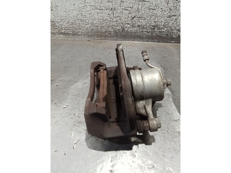 Recambio de pinza freno delantera izquierda para hyundai tucson (tl, tle) 1.6 crdi referencia OEM IAM   18