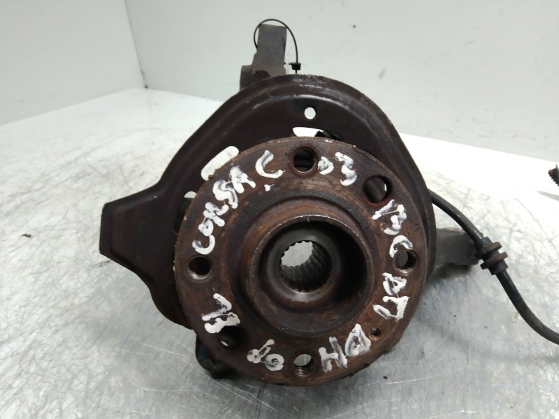 Recambio de mangueta delantera derecha para opel corsa c blue line referencia OEM IAM   