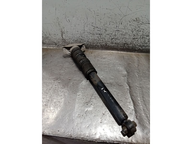 Recambio de amortiguador trasero izquierdo para hyundai tucson (tl, tle) 1.6 crdi referencia OEM IAM   18