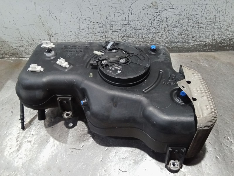 Recambio de deposito combustible para hyundai tucson (tl, tle) 1.6 crdi referencia OEM IAM 31510G9000 31550D7900 0444040029 3155