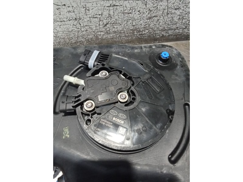 Recambio de deposito combustible para hyundai tucson (tl, tle) 1.6 crdi referencia OEM IAM 31510G9000 31550D7900 0444040029 3155