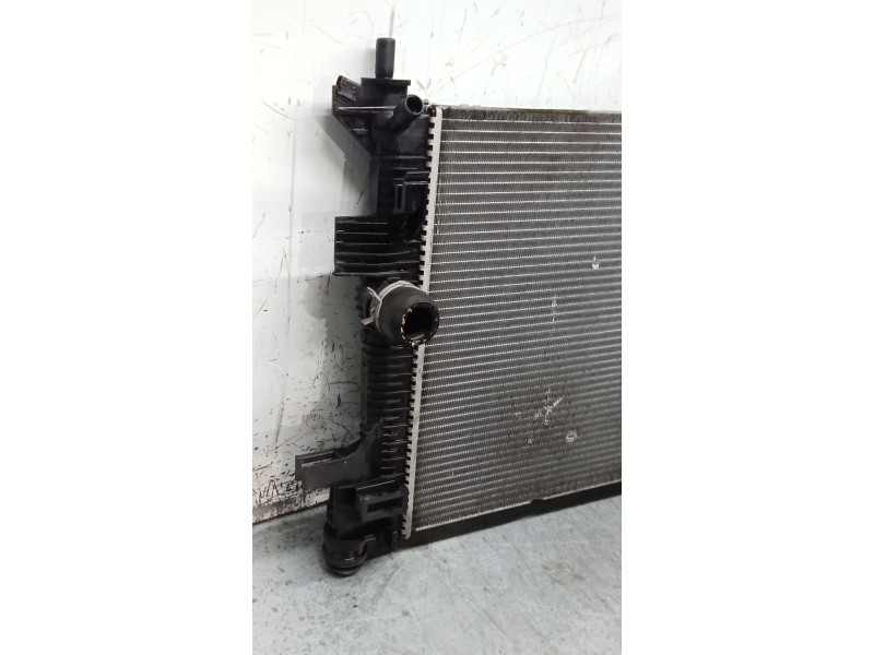 Recambio de radiador agua para ford focus iii turnier 1.6 tdci referencia OEM IAM BV618005B BV618005BB BV618C342BC 11