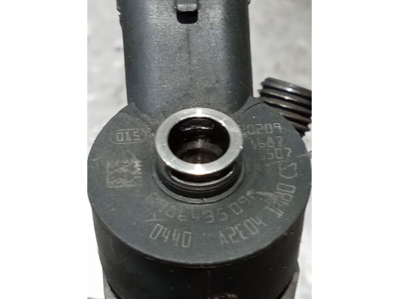Recambio de inyector para ford focus c-max (dm2) 1.6 tdci referencia OEM IAM 0986435096 BOSCH 