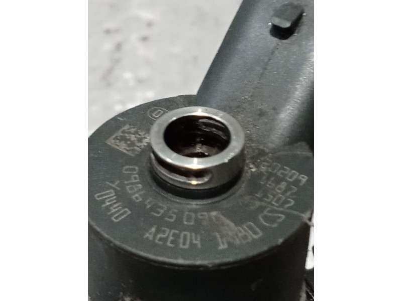 Recambio de inyector para ford focus c-max (dm2) 1.6 tdci referencia OEM IAM 0986435096 BOSCH 