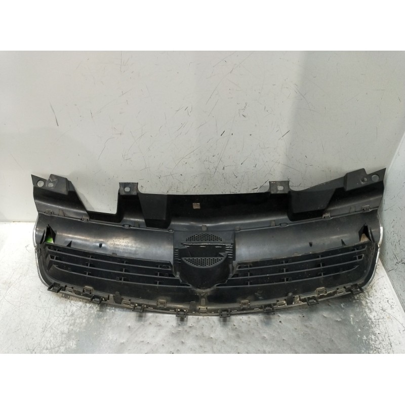 Recambio de rejilla delantera para opel zafira / zafira family b (a05) 1.9 cdti (m75) referencia OEM IAM   2005