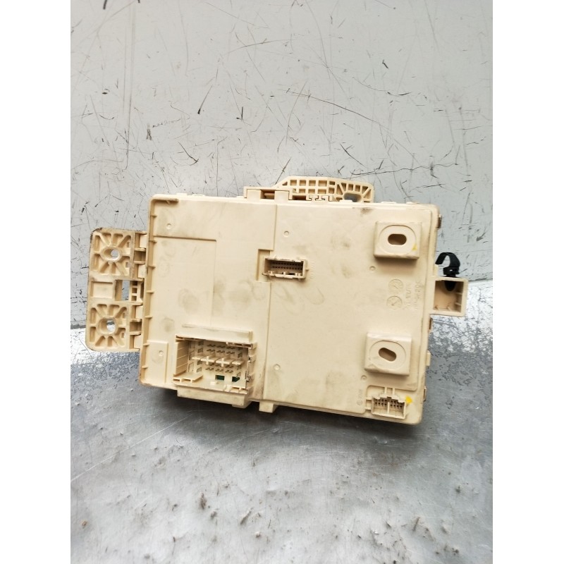 Recambio de caja reles / fusibles para hyundai i30 (pde, pd, pden) 1.0 t-gdi referencia OEM IAM G40301902110715 91950G4030 2016